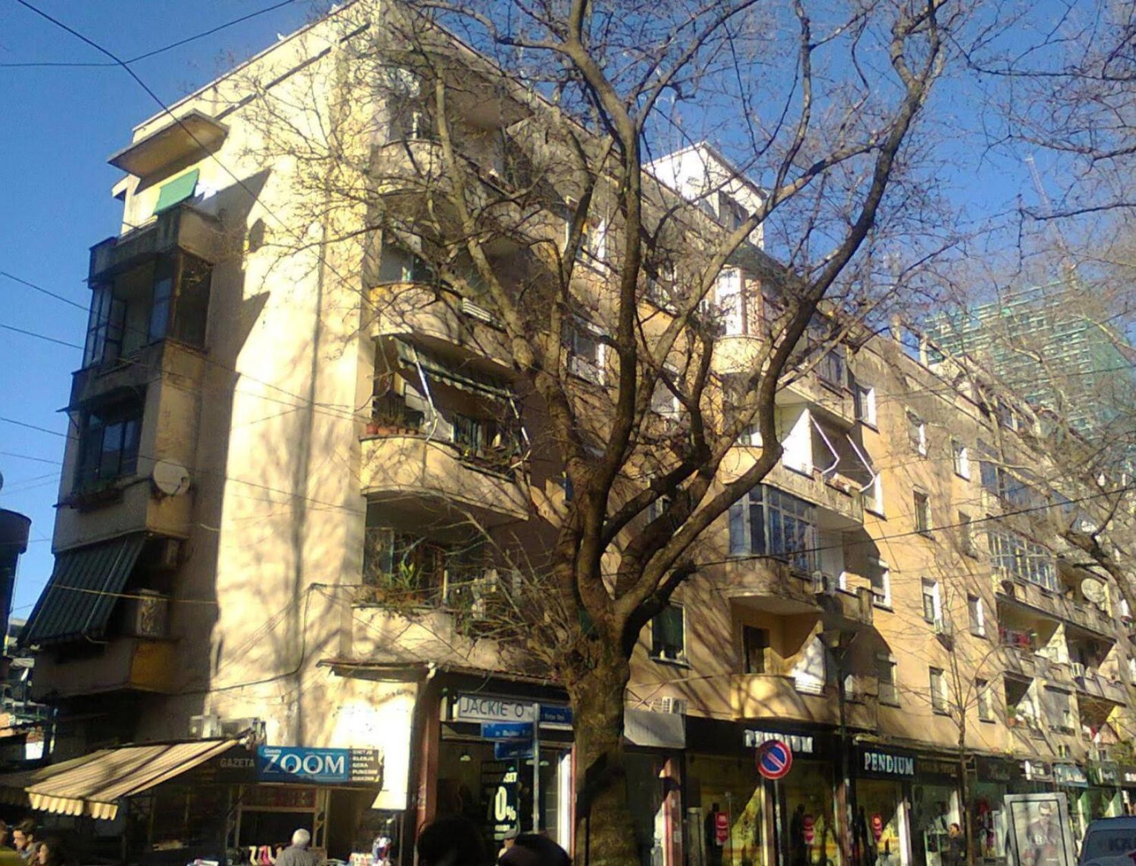 An Apartment With Fireplace Τίρανα Εξωτερικό φωτογραφία